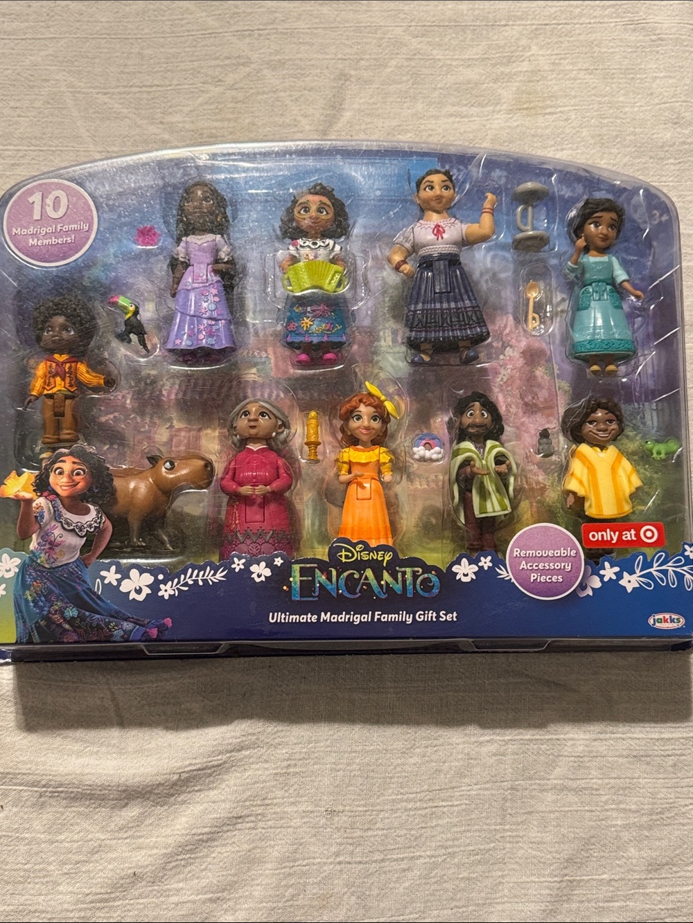 Disney Encanto Madrigal Family 10-Piece Figure Gift Set - Multicolor